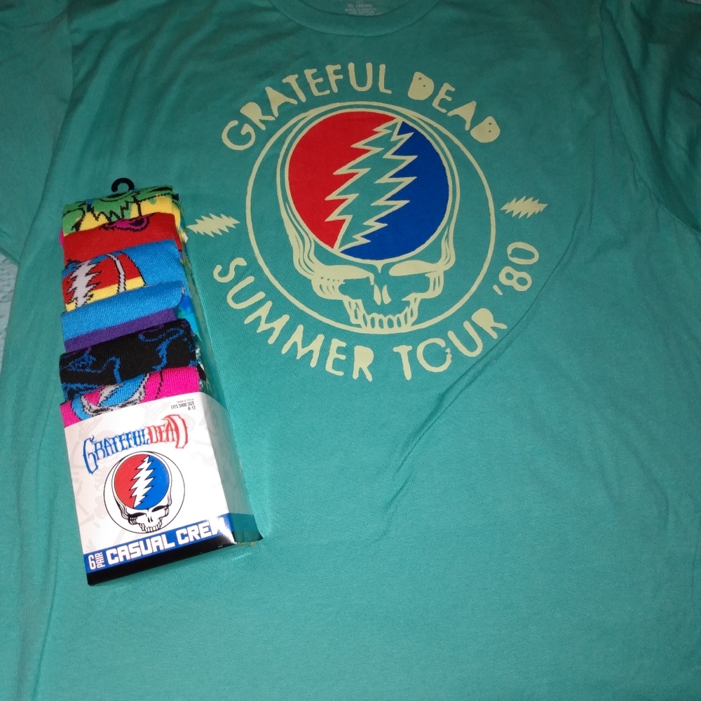 Grateful Dead Shirt & Socks